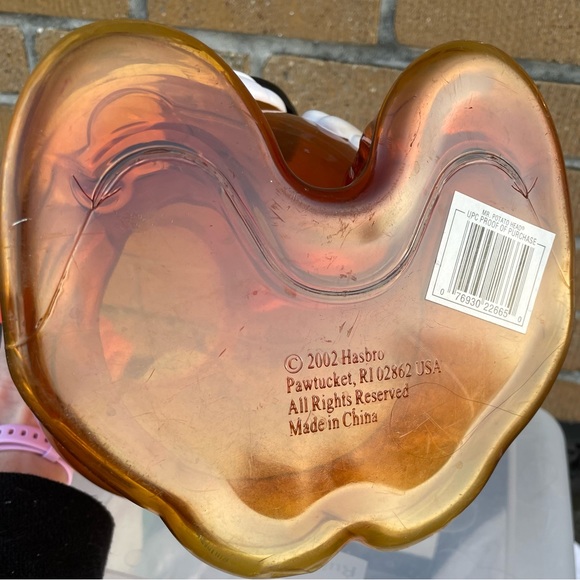 Giant Mr. Potato Head Container 2 Regular Potato Heads 2 Mini Heads Many Parts - Picture 5 of 15